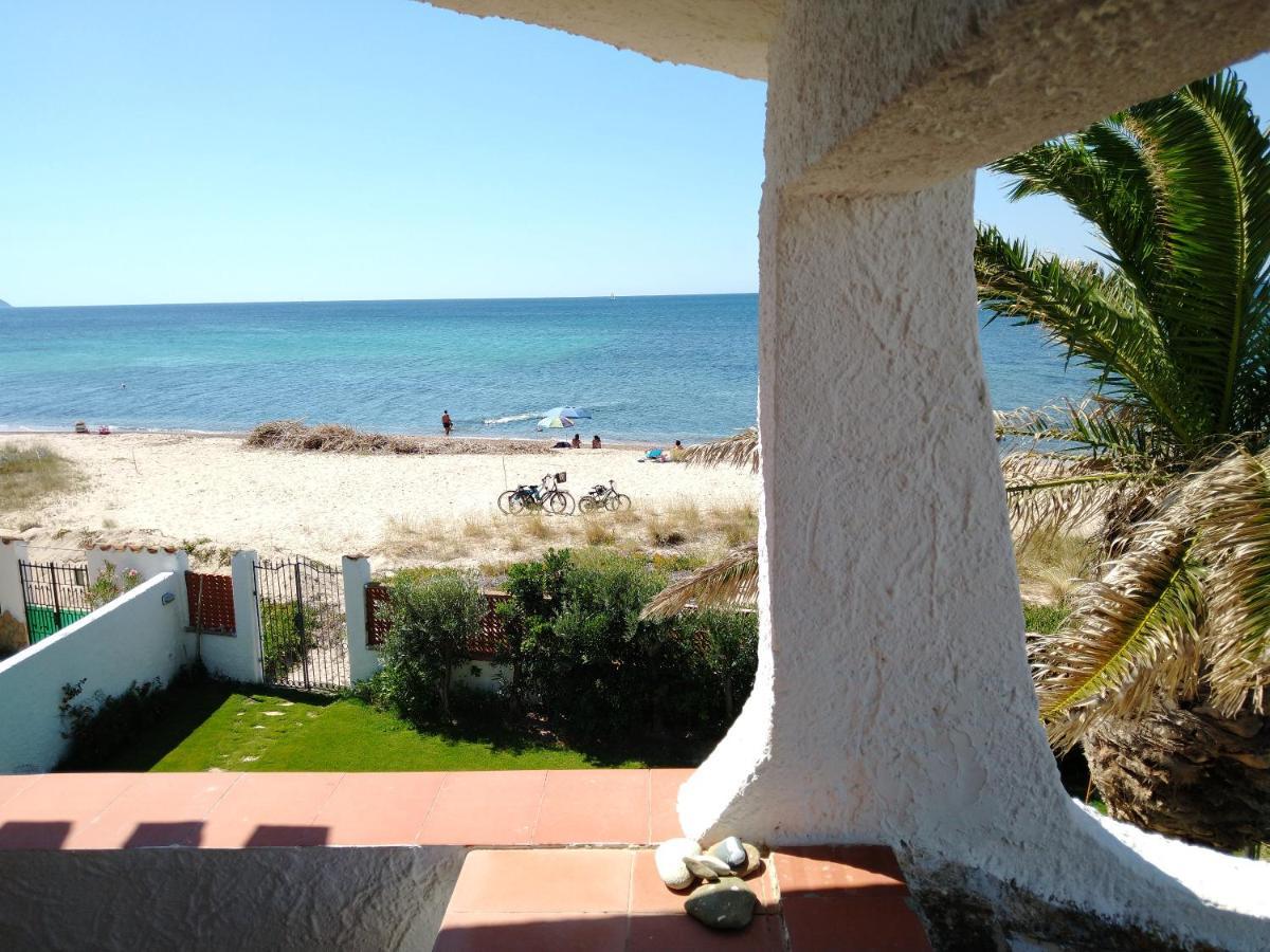 弗里米尼迪夸尔图In Front Of The Beach - La Terrazza Sul Mare公寓 外观 照片