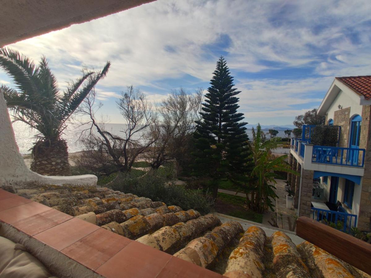 弗里米尼迪夸尔图In Front Of The Beach - La Terrazza Sul Mare公寓 外观 照片